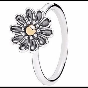 Pandora Oopsie Daisy Ring